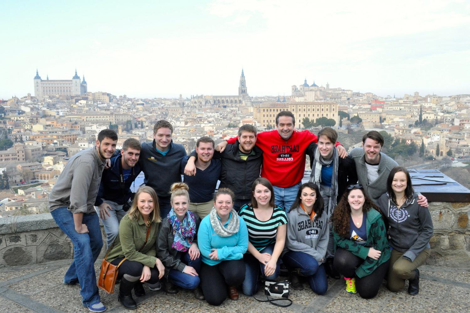 Carthage music students tour Europe during j项.